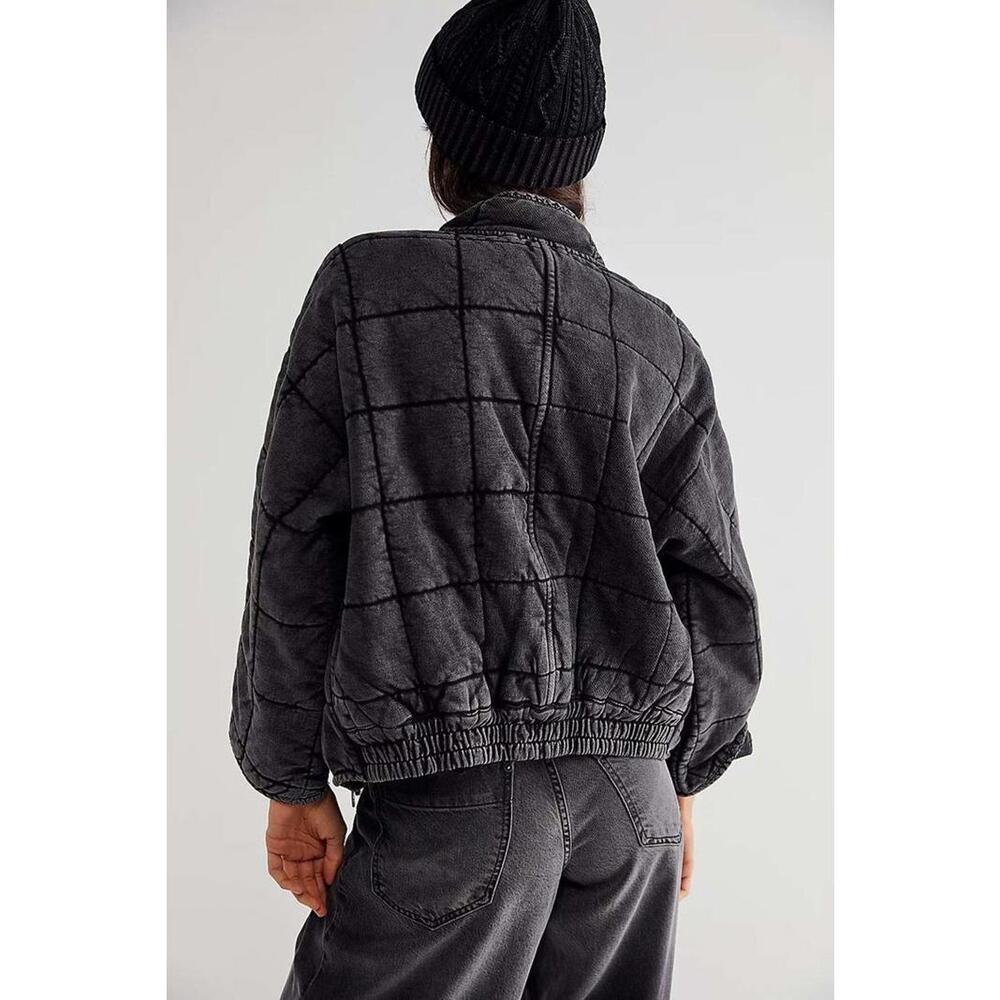 NEW, Free people Dolman Quilted Knit Jacket in Black Sz M #C4778 - Picture 2 of 7